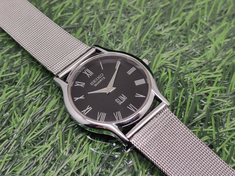 Seiko 5 Black Dial quartz Watch