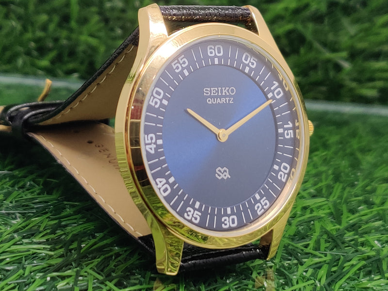 Seiko 5 Black Dial quartz Watch