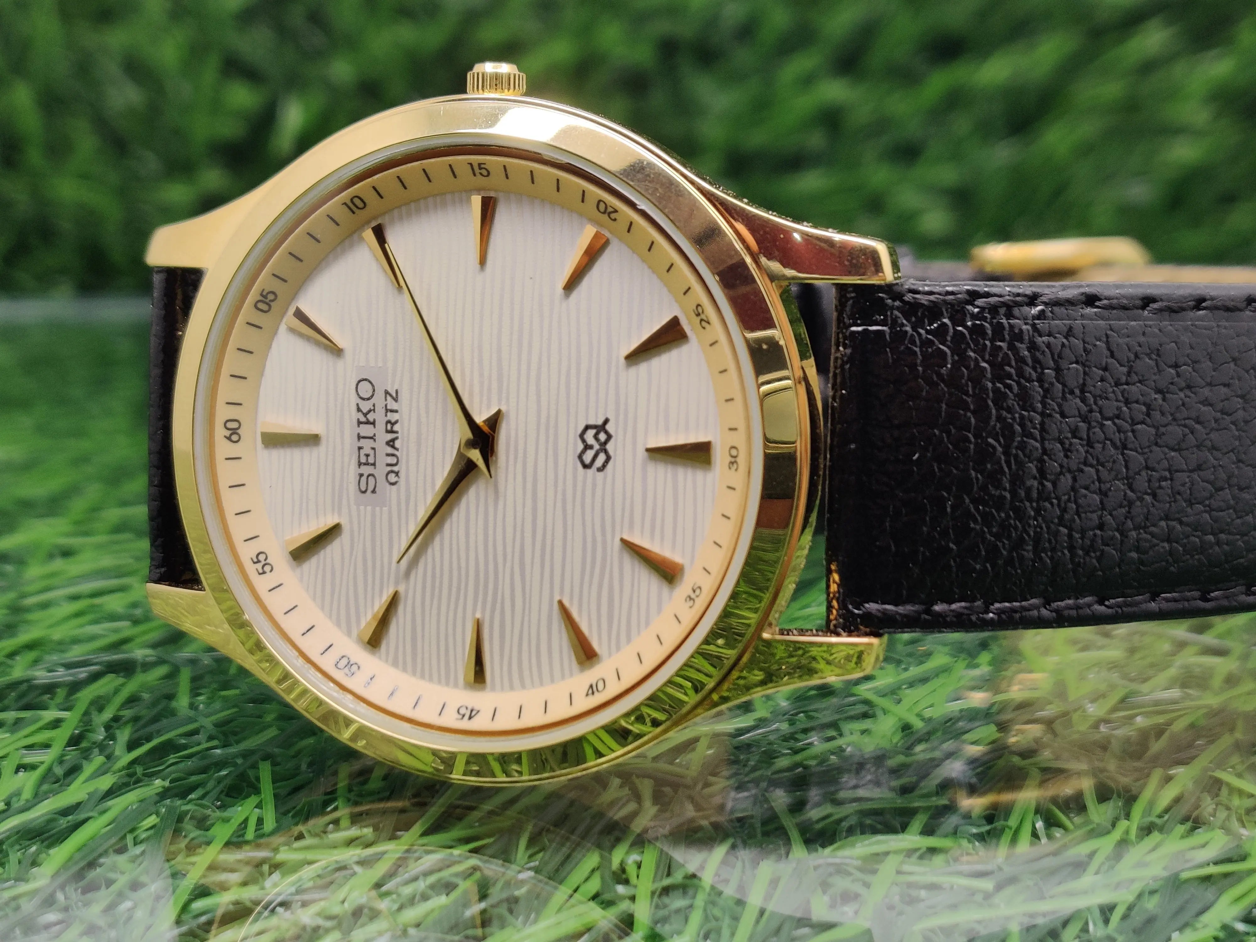Seiko Silim Quartz Watch – Sleek, Durable & Stylish Timepiece for Men/Women - National Watches