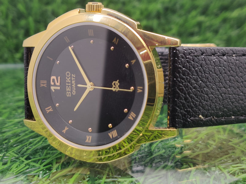 Seiko 5 Black Dial quartz Watch