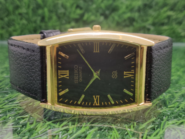Seiko 5 Black Dial quartz Watch