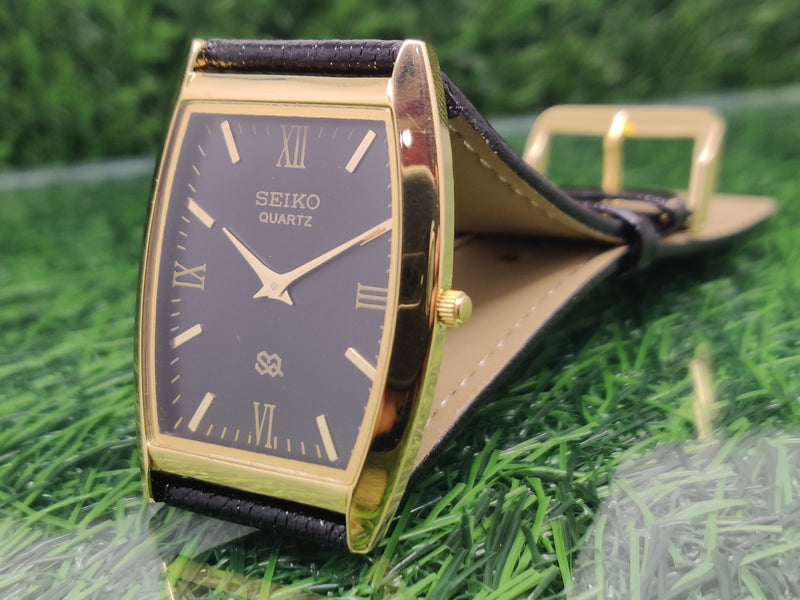 Seiko 5 Black Dial quartz Watch