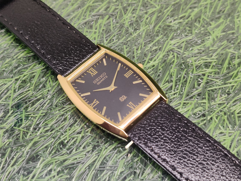 Seiko 5 Black Dial quartz Watch