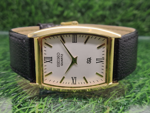 Seiko 5 Black Dial quartz Watch
