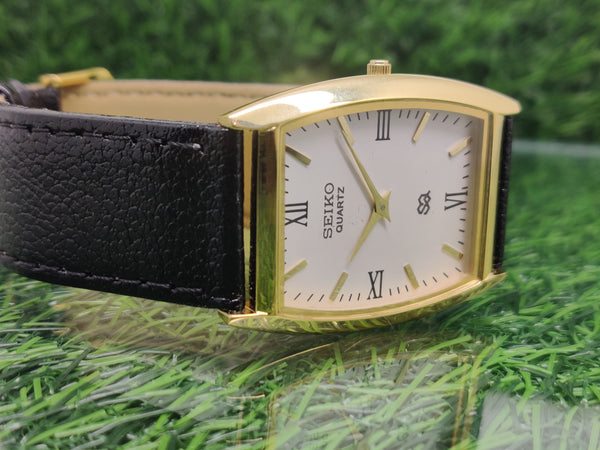 Seiko 5 Black Dial quartz Watch