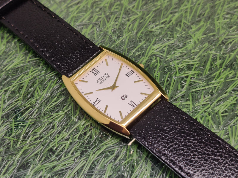 Seiko 5 Black Dial quartz Watch