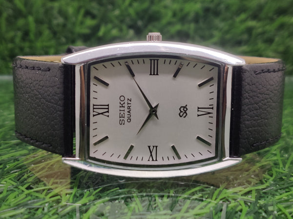 Seiko 5 Black Dial quartz Watch