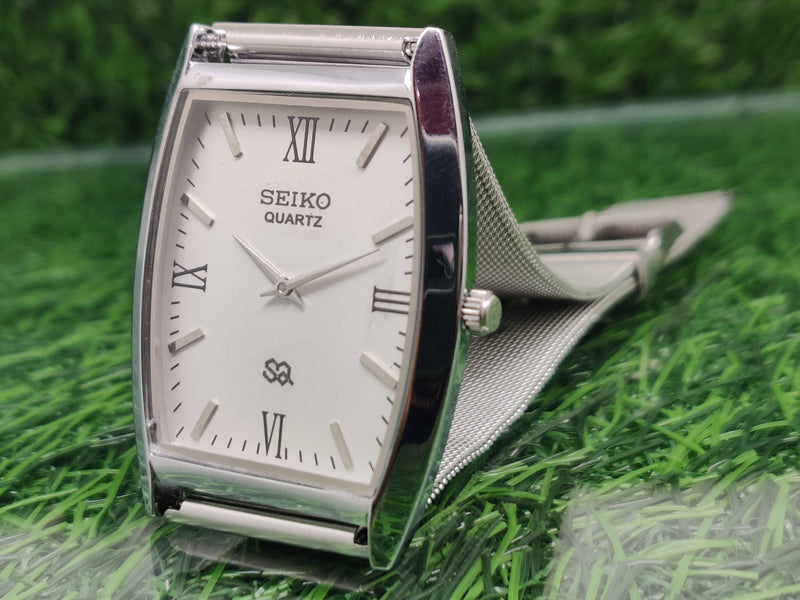 Seiko 5 Black Dial quartz Watch