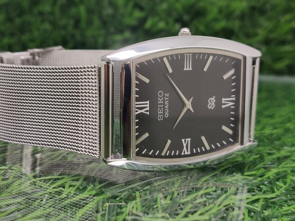 Seiko 5 Black Dial quartz Watch