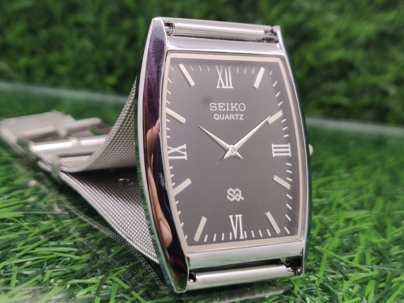 Seiko 5 Black Dial quartz Watch
