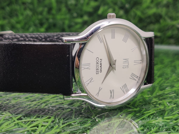 Seiko 5 Black Dial quartz Watch