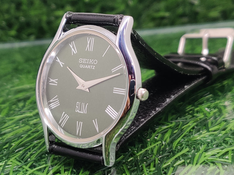 Seiko 5 Black Dial quartz Watch