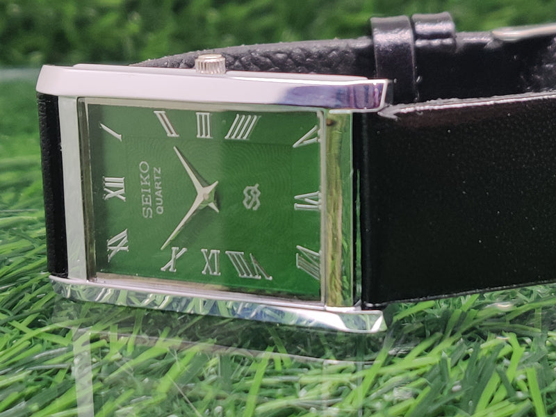 Seiko 5 Black Dial quartz Watch