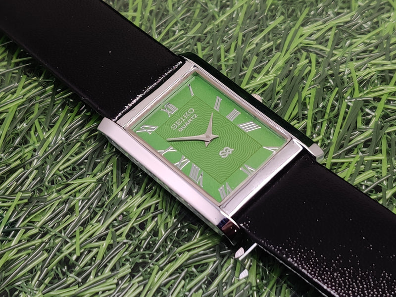 Seiko 5 Black Dial quartz Watch