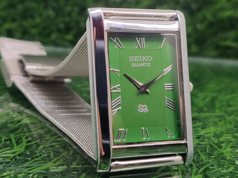 Seiko 5 Black Dial quartz Watch