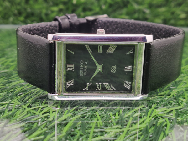 Seiko 5 Black Dial quartz Watch