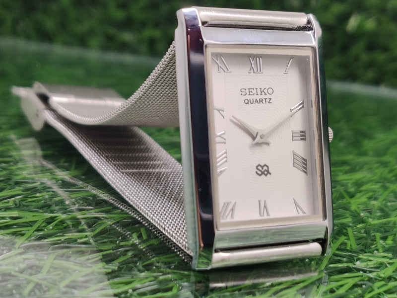Seiko 5 Black Dial quartz Watch