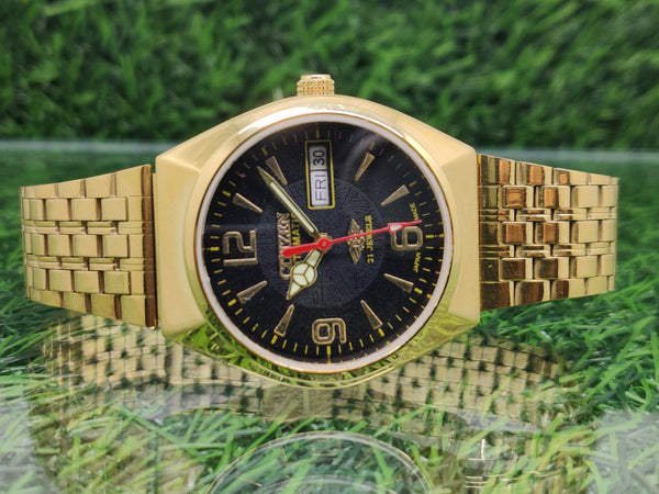 Citizen Automatic 8200 Movement stainless steel Japan Made 21 Jewels Men s Wrist Watch