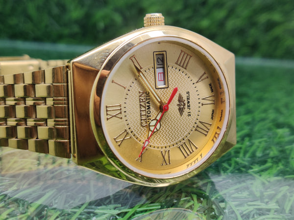 Citizen Automatic 8200 Movement stainless steel Japan Made 21 Jewels Men s Wrist Watch