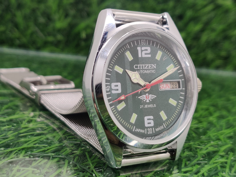 Citizen Automatic 8200 Movement stainless steel Japan Made 21 Jewels Men s Wrist Watch