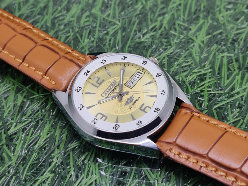 Citizen Automatic 8200 Movement stainless steel Japan Made 21 Jewels Men s Wrist Watch