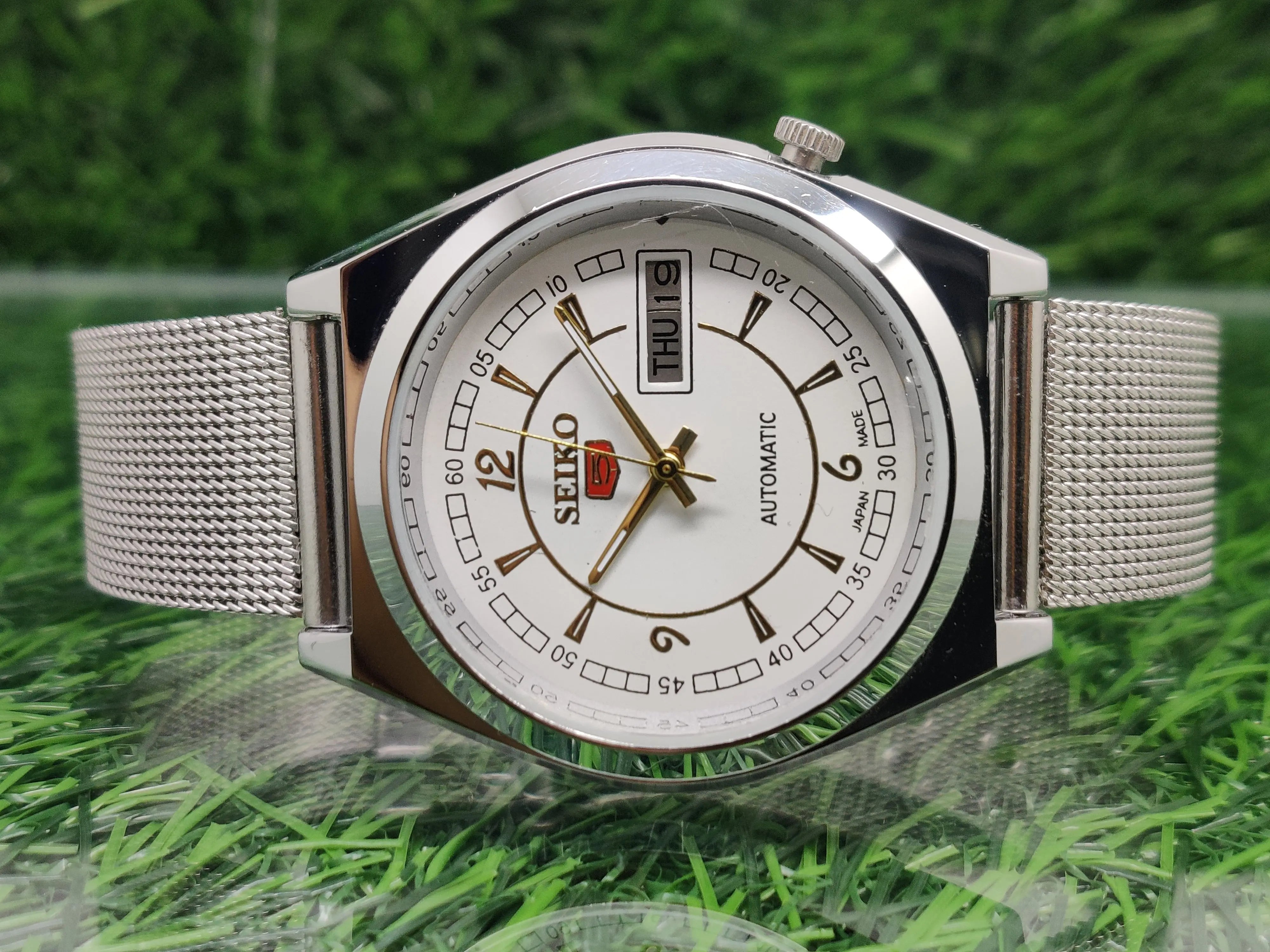 VINTAGE REFURBISHED SEIKO 5 AUTOMATIC JAPAN MENS DAY DATE WATCH - National Watches