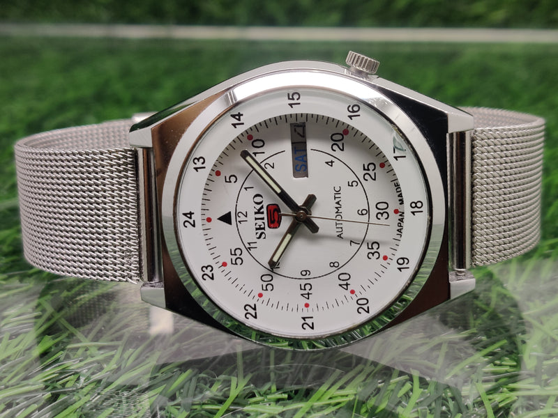 VINTAGE REFURBISHED SEIKO 5 AUTOMATIC JAPAN MENS DAY DATE WATCH