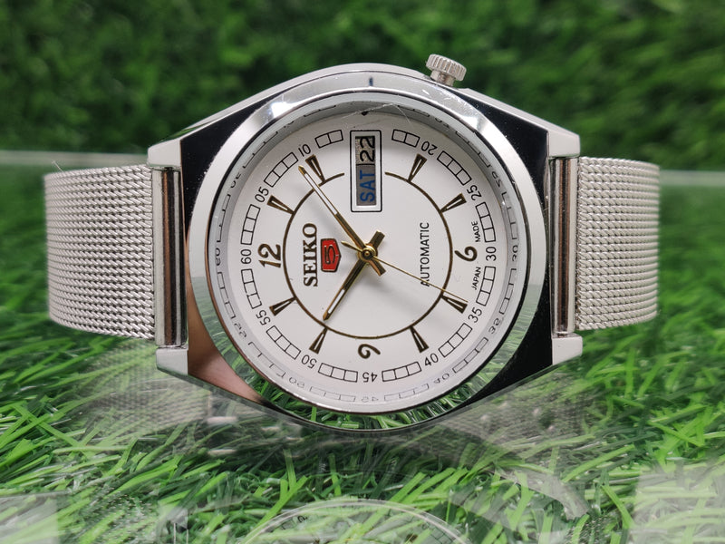 VINTAGE REFURBISHED SEIKO 5 AUTOMATIC JAPAN MENS DAY DATE WATCH