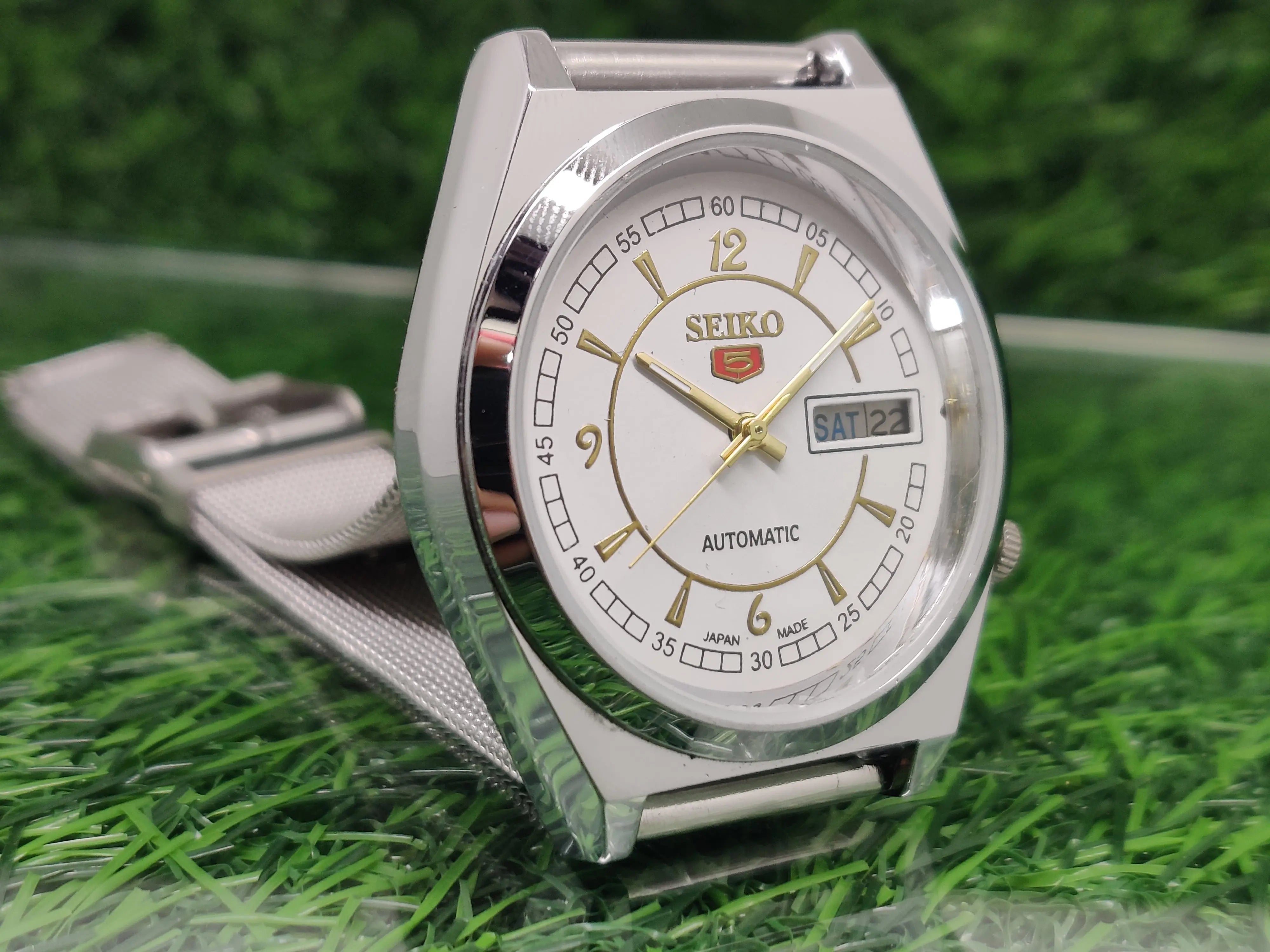 Seiko 5 white Dial Automatic Vintage Watch National Watches