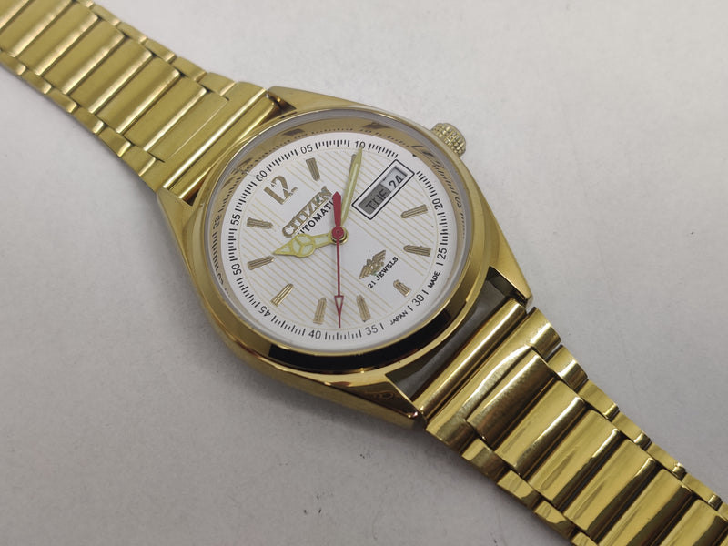Citizen Automatic 8200 Movement stainless steel Japan Made 21 Jewels Men s Wrist Watch