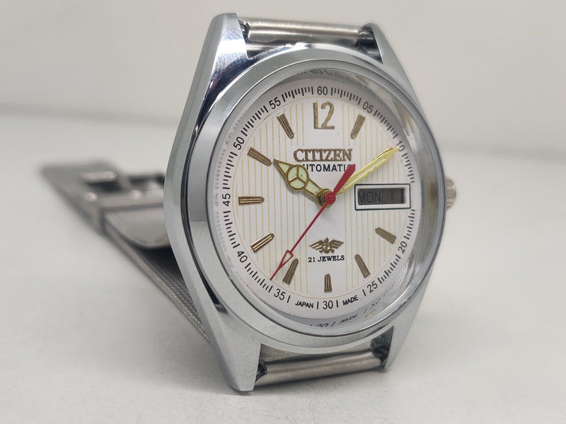 Citizen Automatic 8200 Movement stainless steel Japan Made 21 Jewels Men s Wrist Watch