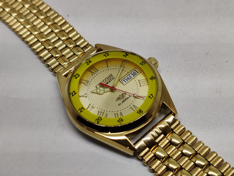 Citizen Automatic 8200 Movement stainless steel Japan Made 21 Jewels Men s Wrist Watch