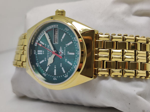 Citizen Automatic 8200 Movement stainless steel Japan Made 21 Jewels Men s Wrist Watch
