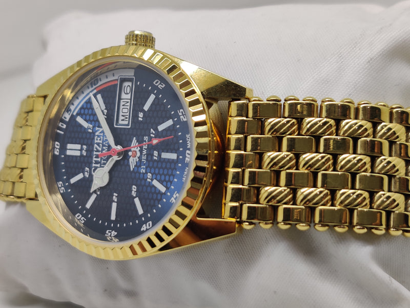 Citizen Automatic 8200 Movement stainless steel Japan Made 21 Jewels Men s Wrist Watch
