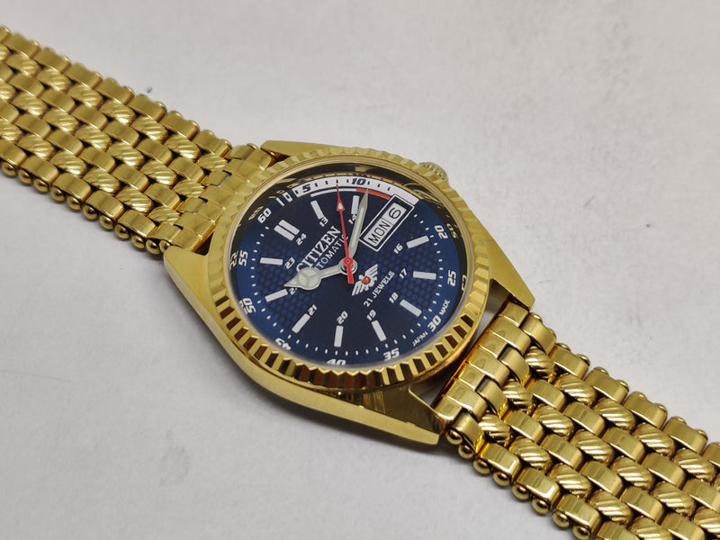 Citizen Automatic 8200 Movement stainless steel Japan Made 21 Jewels Men s Wrist Watch
