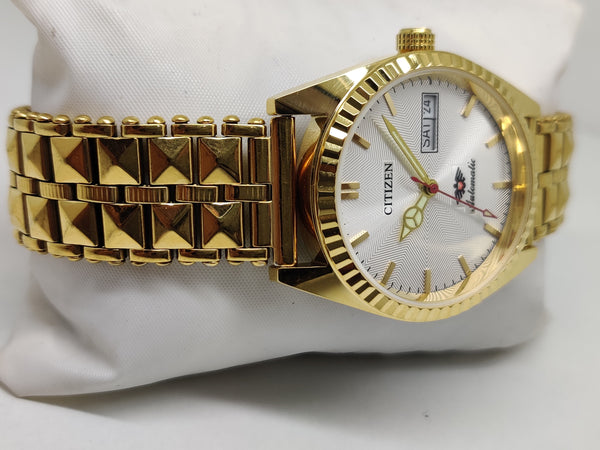 Citizen Automatic 8200 Movement stainless steel Japan Made 21 Jewels Men s Wrist Watch