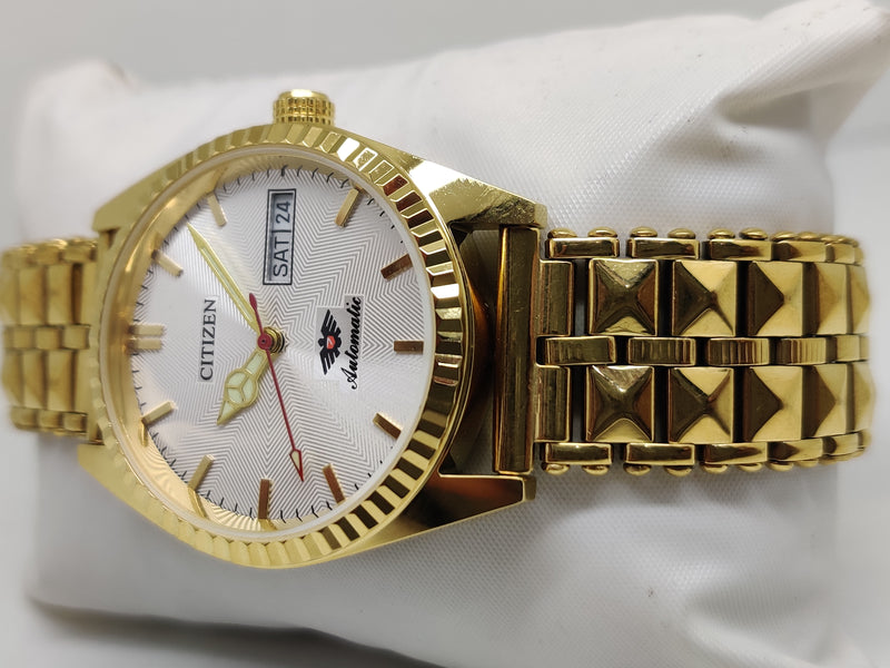 Citizen Automatic 8200 Movement stainless steel Japan Made 21 Jewels Men s Wrist Watch