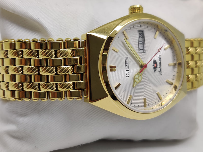 Citizen Automatic 8200 Movement stainless steel Japan Made 21 Jewels Men s Wrist Watch