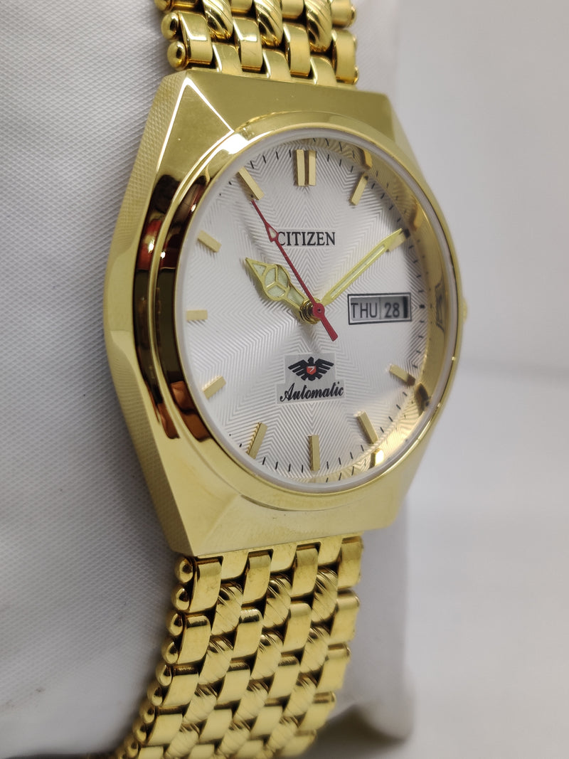 Citizen Automatic 8200 Movement stainless steel Japan Made 21 Jewels Men s Wrist Watch