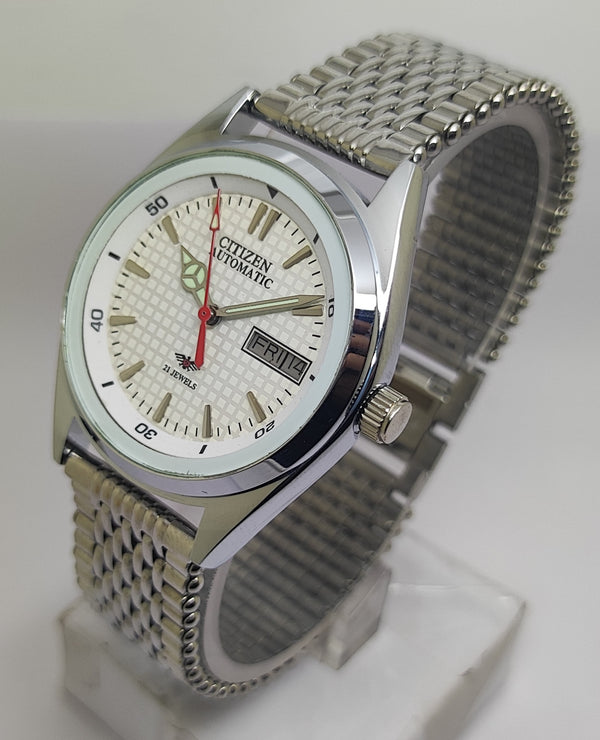 Citizen Automatic 8200 Movement stainless steel Japan Made 21 Jewels Men s Wrist Watch
