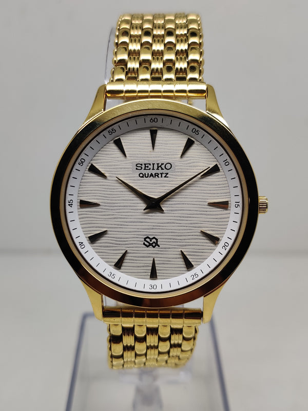 Seiko 5 Black Dial quartz Watch