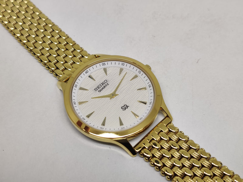 Seiko 5 Black Dial quartz Watch