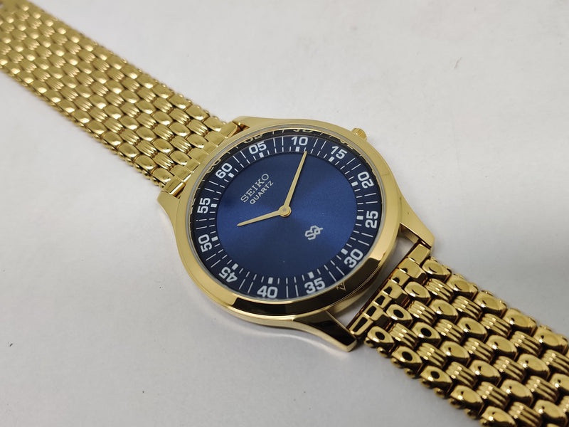 Seiko 5 Black Dial quartz Watch