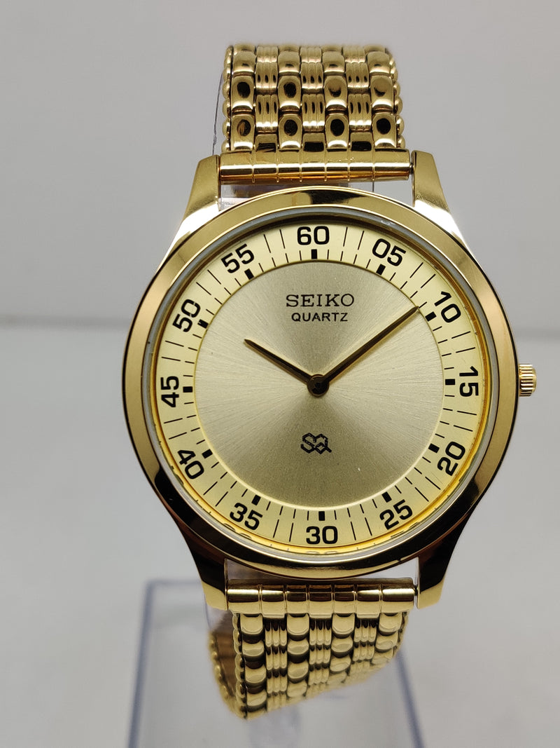 Seiko 5 Black Dial quartz Watch