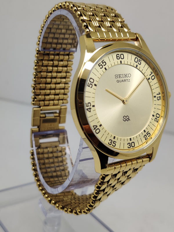 Seiko 5 Black Dial quartz Watch