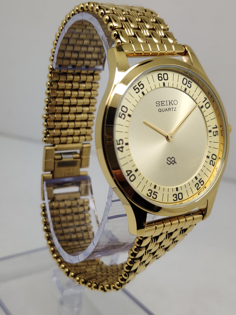 Seiko 5 Black Dial quartz Watch