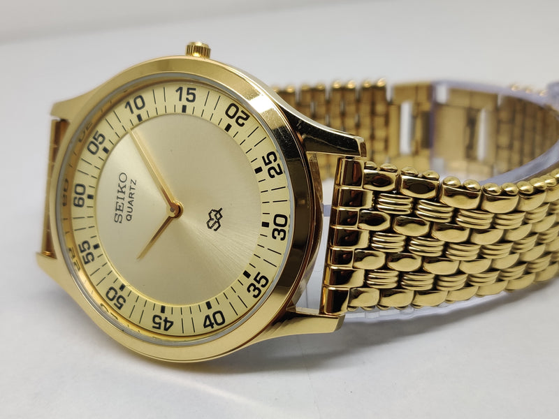 Seiko 5 Black Dial quartz Watch