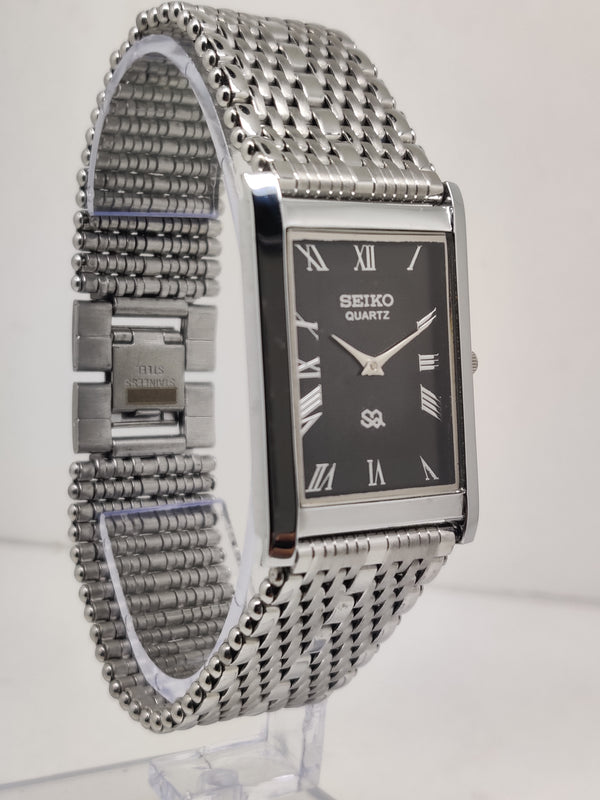 Seiko 5 Black Dial quartz Watch