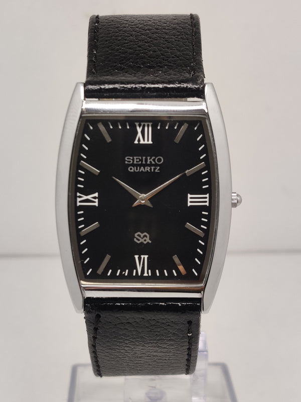 Seiko 5 Black Dial quartz Watch