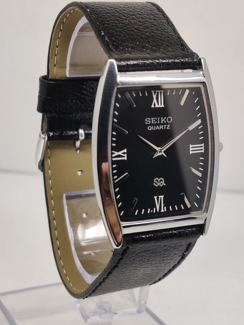 Seiko 5 Black Dial quartz Watch